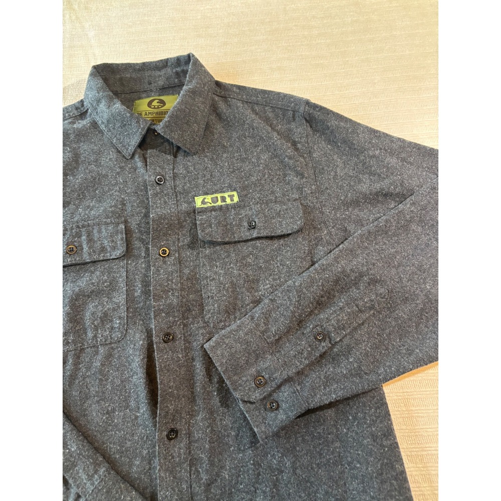 URT URT Be Amphibious Mens Gray Long Sleeve Button Down Shirt B8200 Size Medium